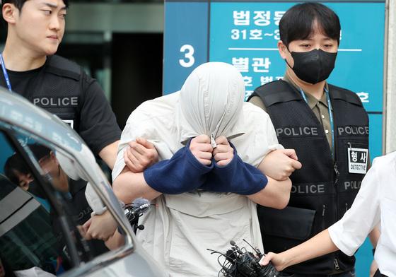  '中유학생 살해' 중국인 강사 신상공개 결정…내달 1일부터