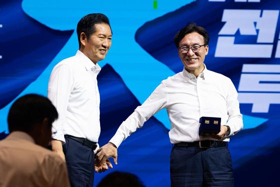 정청래 "본인 주장이 진리냐"…김민석 "건강하게 토론하자"(종합)