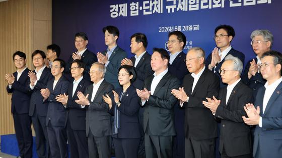 경제계, 규제 합리화 절실…韓총리 "신속 해결 가능 규제 즉시 해소"(종합)