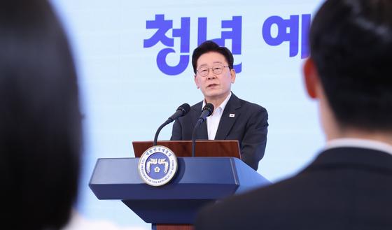 이재명 대통령, 청년 예산 언박싱 2027 발언