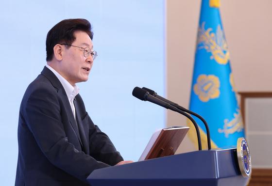 靑 '87년 이후' 초유의 대법관 재제청 요구…조희대와 신경전 반복되나