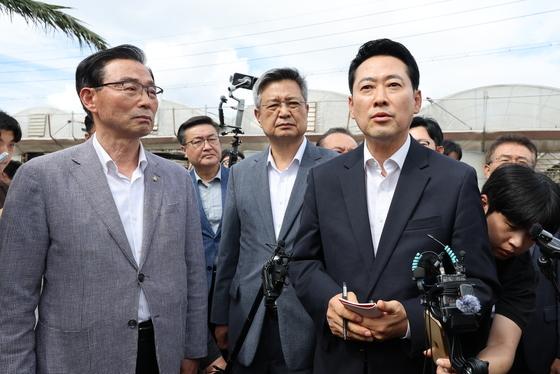 장동혁 "李 재제청은 헌법파괴 …탄핵 위해 웃통 벗고 싸울 것"