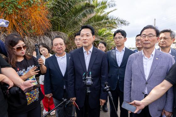시한 넘기는 장동혁표 '당원 직선제'…명분 쌓았지만 내홍 빌미도 