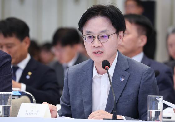 김정관 "美 과잉생산 301조 조사 발표 이달 말 예상…한미 15% 컨센서스"