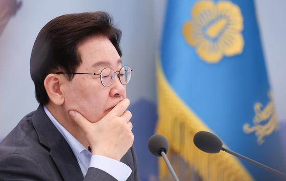 李대통령, 여권 강경파 향한 잇단 경고 메시지…계속되는 공개 공방