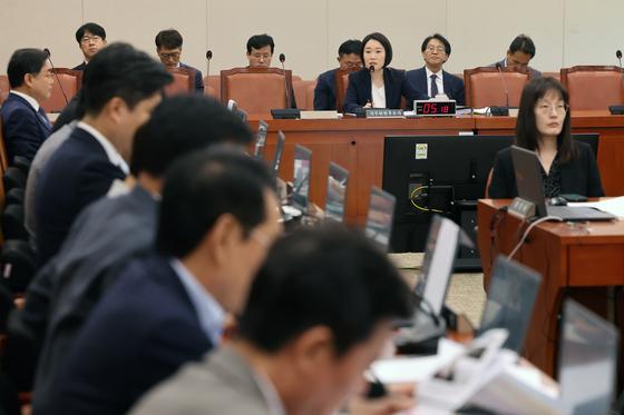 산자중기위, 이소영 청문보고서 채택…국감 증인 놓고 여야 공방(종합)