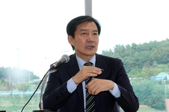 민주·혁신 '대통합' 삐걱…조국 "명비어천가, 李대통령 망치는 것"(종합)