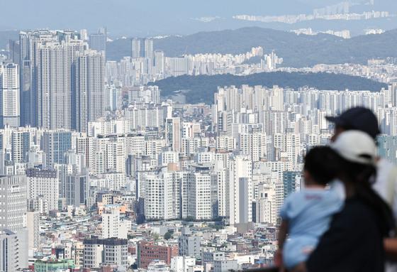 8월 국내 이동자  47.1만명, 53년 만에 최저…인구·주택거래 감소 영향