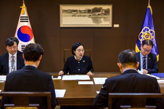 정부, 자살예방기본계획 법정 계획 격상…국가 차원 대응실 신설한다
