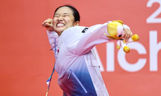 안세영, AG 배드민턴 女단식 사상 첫 2연패