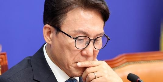 발 벗고 뛰는 김민석, 성과는 물음표…내부 결속 강화·역할 분담 관건