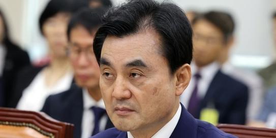 안규백 국방 "北 핵무기 보유량, 80~120기 사이로 추산"