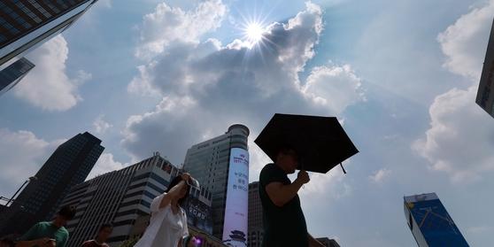 서울 전역 올해 첫 '폭염중대경보'…온열질환자 23명 늘어