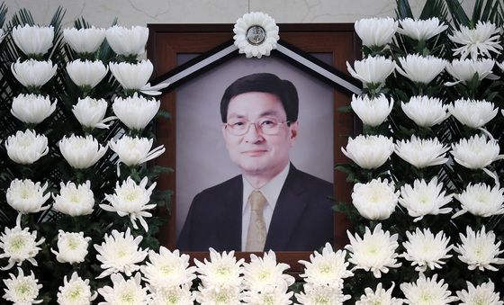 YS 보좌만 40년, 이원종 전 정무수석 별세