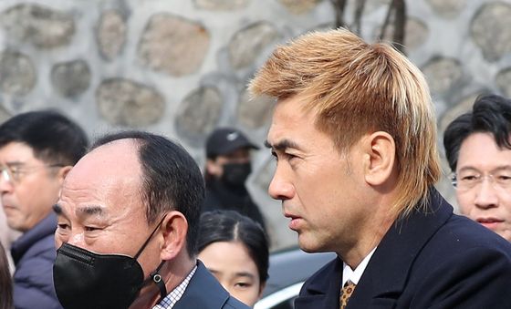 정몽규 회장 장남 결혼식 참석하는 김학범·김병지