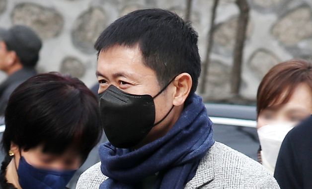 이영표 대한축구협회 부회장, 정몽규 회장 장남 결혼식 참석