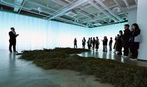 프로젝트 스페이스 라인 개관전 '모든 조건이 조화로울 때'