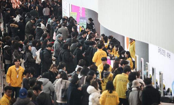 관람객 북적이는 코엑스 마곡