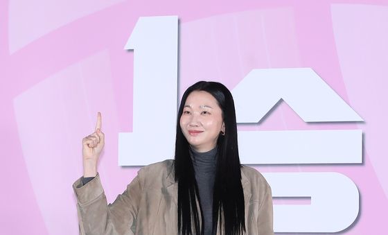 장윤주, 개봉 전 부터 '1승'