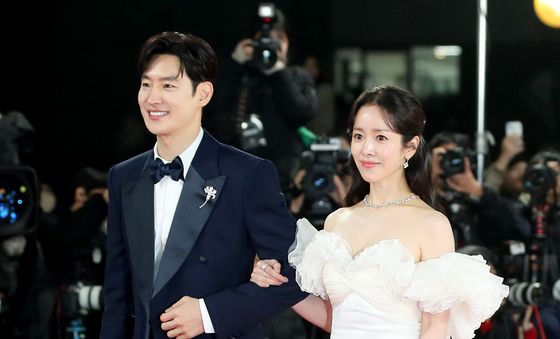 이제훈·한지민, 선남선녀