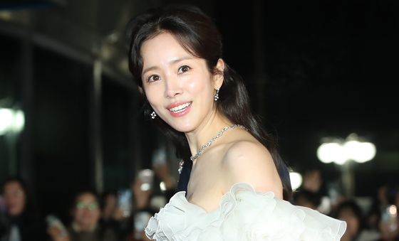 한지민, 아름다운 미소