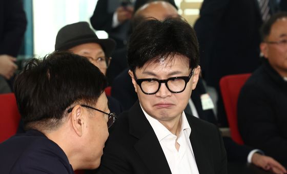 대화하는 한동훈·서범수