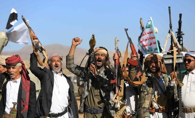 [포토] 후티 반군 통제 지역 외곽서 시위하는 예멘 전사들