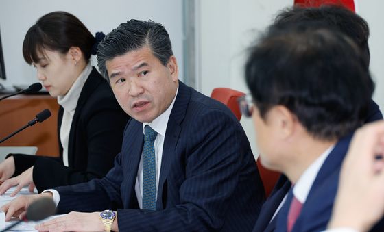 제임스 김 암참 회장, 권성동 원내대표 예방