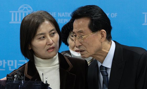 기자회견 참석한 백골단 피해자 가족