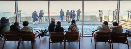 '접경지에서 맛보는 커피 맛은?'