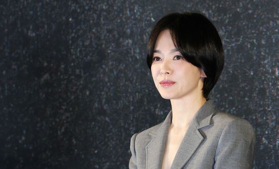송혜교, 금기를 깨는 수녀