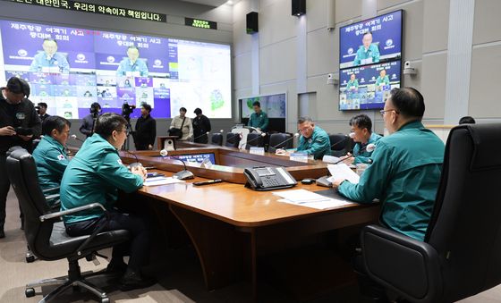 이한경 재난안전관리본부장, 제주항공 여객기 사고 중대본회의 주재