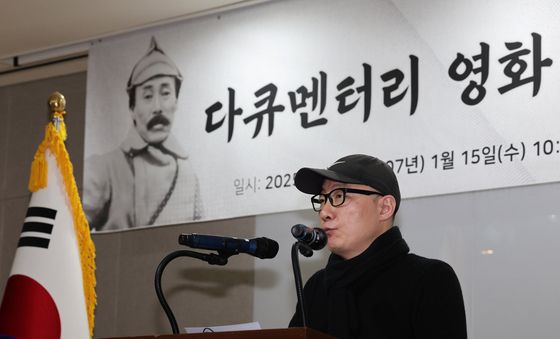 홍범도 다큐 영화 '독립군' 제작 맡은 문승욱 감독