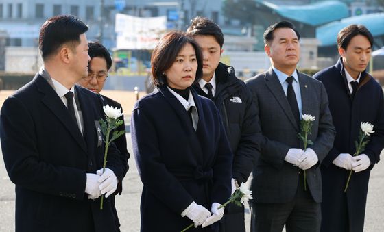 여객기 참사 분향소 찾은 허은아 대표