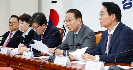 인사말하는 권영세 비대위원장