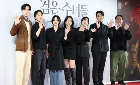 '검은수녀들' 눈부신 주역들