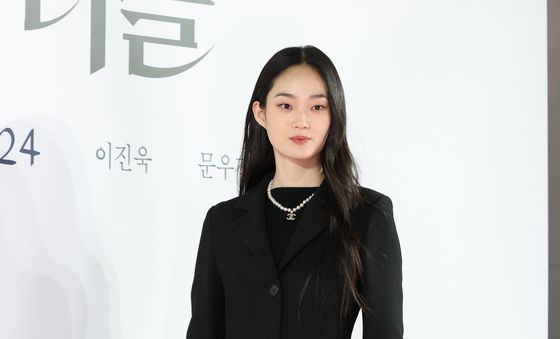 신현지, 영화관 온 톱 모델