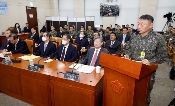답변하는 이승오 합참 작전본부장