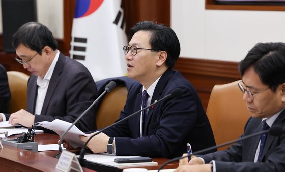 경제관계차관회의 발언하는 김범석 기재부 차관
