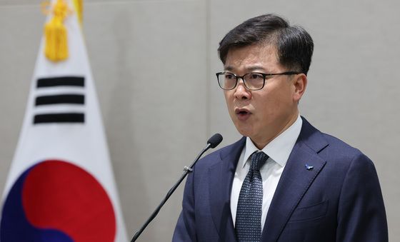 브리핑하는 이재승 공수처 차장