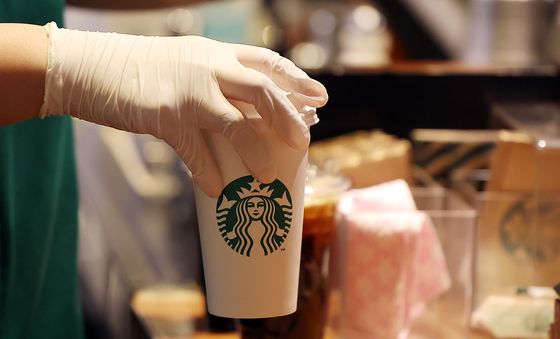 '원가 인상 여파에…' 스타벅스 3년 만에 톨 사이즈 음료 가격 인상
