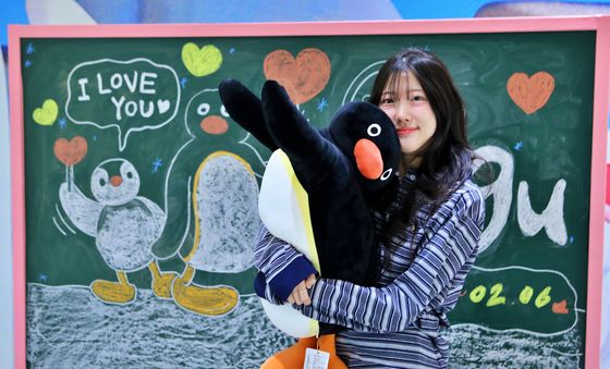 롯데백화점 잠실점 '핑구' 팝업스토어 오픈