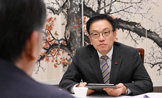 최상목 대통령 권한대행, 대외경제현안간담회 주재