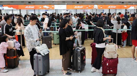 휴가 붙여서 추석여행 떠나는 인파