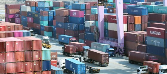 분주한 인천신항