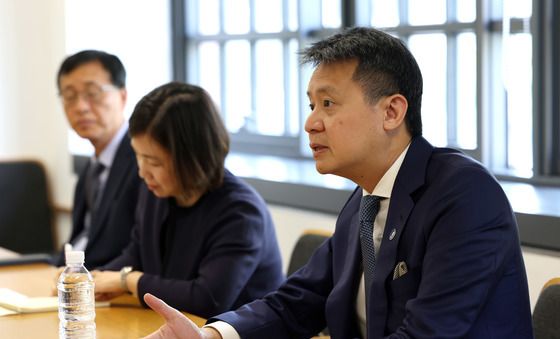 문체부 장관과 대화하는 세계지식재산기구 사무총장