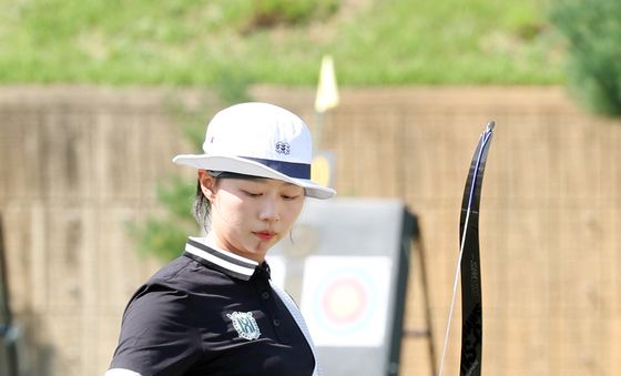 화살 집어든 임시현