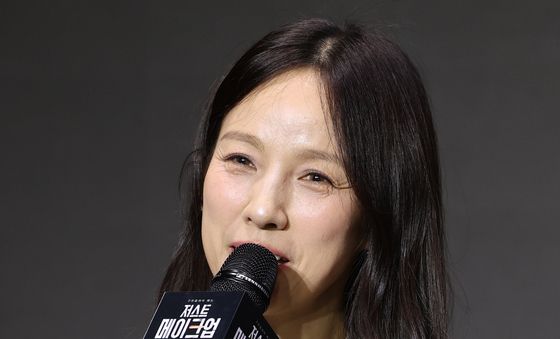 '저스트 메이크업' MC 맡은 이효리