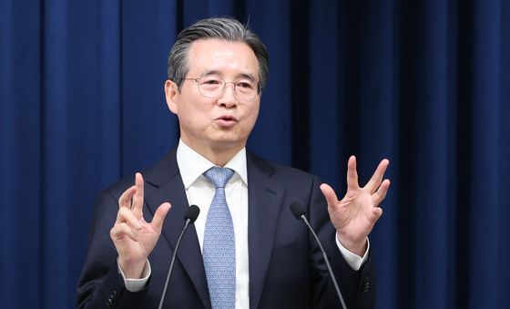 李대통령 "내가 챗GPT 유료 구독자"…올트먼 "AI 생태계 개발 같이해 기뻐"