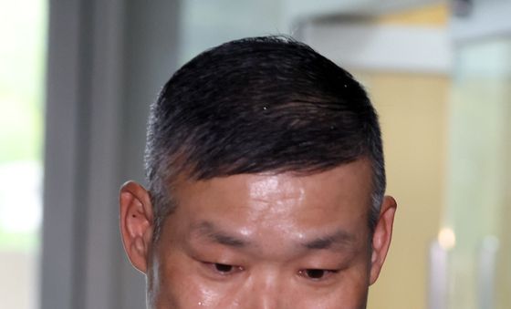 김동혁 전 검찰단장, 특검 출석